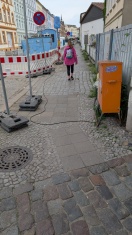 Foto: Kabel liegt lose im Baustellenbereich  
