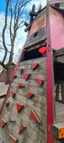 Foto: Spielgeräte defekt  