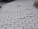Foto: Stolpergefahr vor der Kita  