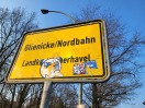 Foto: Ortsschild beklebt 