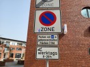 Foto: Schild beklebt 