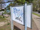 Foto: Schild für Städtepartnerschaft beschmiert 