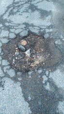 Foto: Schlaglöcher  