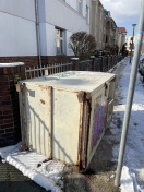Foto: Container umgeworfen  