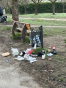 Foto: Abfalleimer Kirschblütenalle 