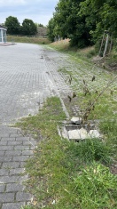 Foto: Defekter Gullydeckel  