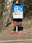 Foto: Abfallbehälter offen  