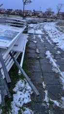 Foto: Schilder auf Gehweg 