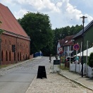 Foto: Werbeschilder auf Straßen und Fusswegen 